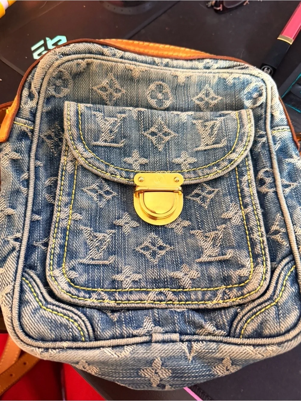 💕Louis Vuitton Monogram Denim Camera Bag Crossbody